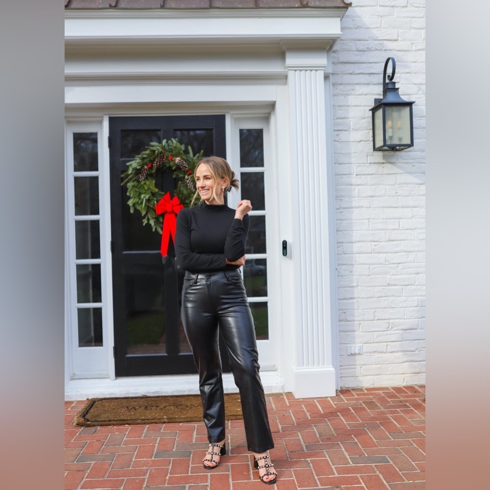 Abercrombie & Fitch Faux leather high rise straight pants